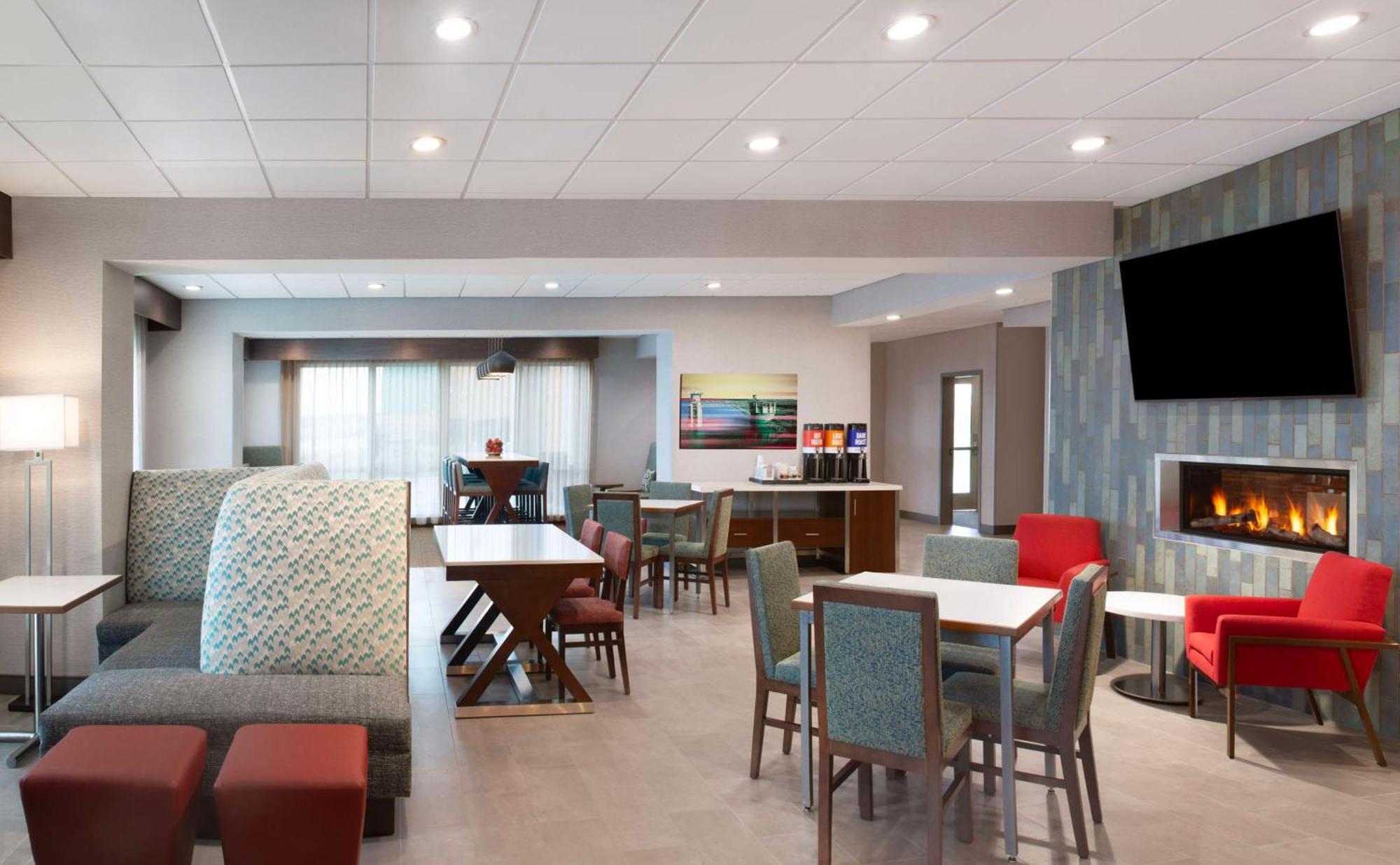 Hampton Inn 오갈라라 외부 사진